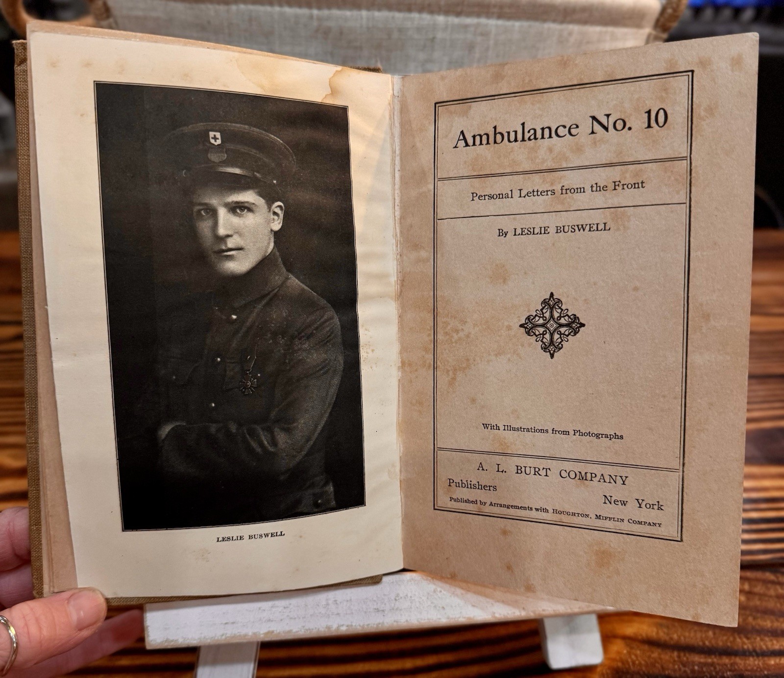 WWI Ambulance No. 10 Personal Letters from the Front Leslie Buswell 1916