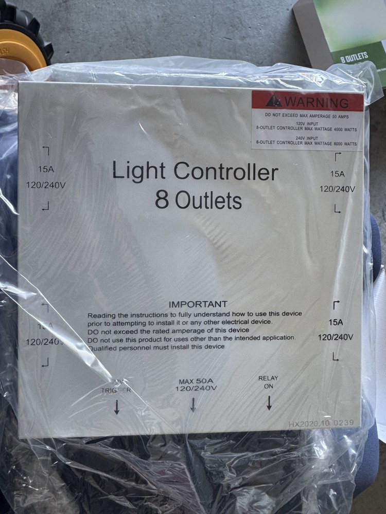 8 light controller w/trigger cord