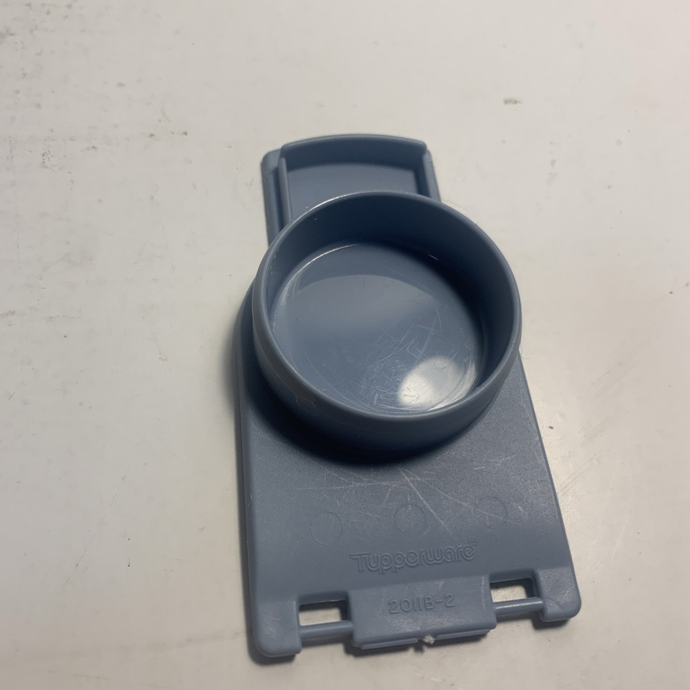 REPLACEMENT Tupperware - 2010B-2 spout lid - Blue
