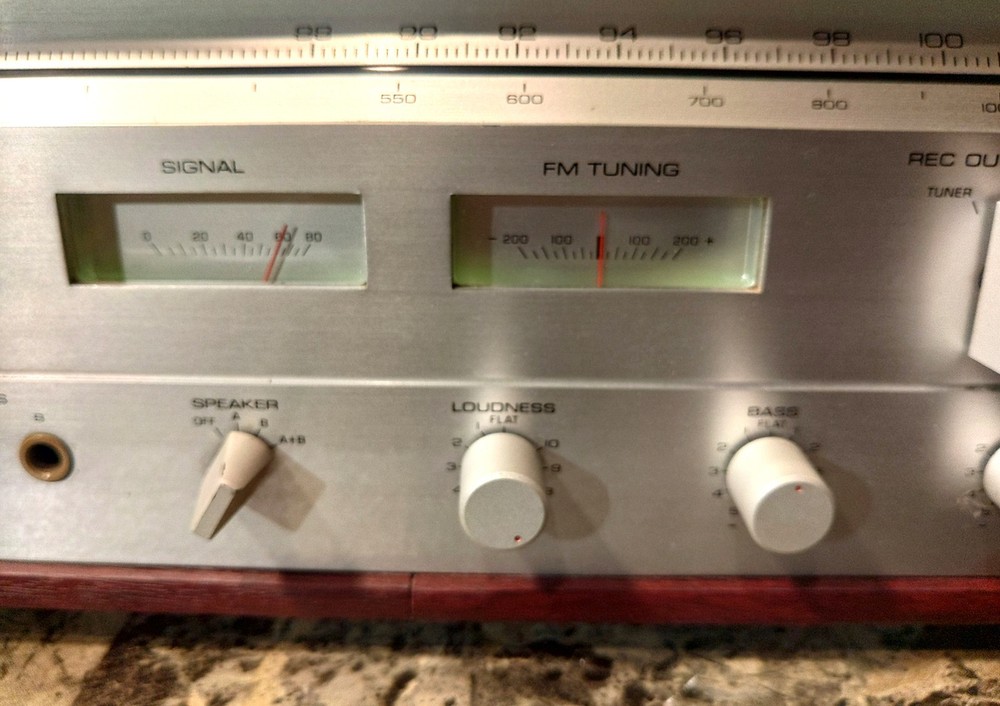 YAMAHA CR440 RECEIVER*NICE* Fully Functioning - Relamped - Controls cleaned.