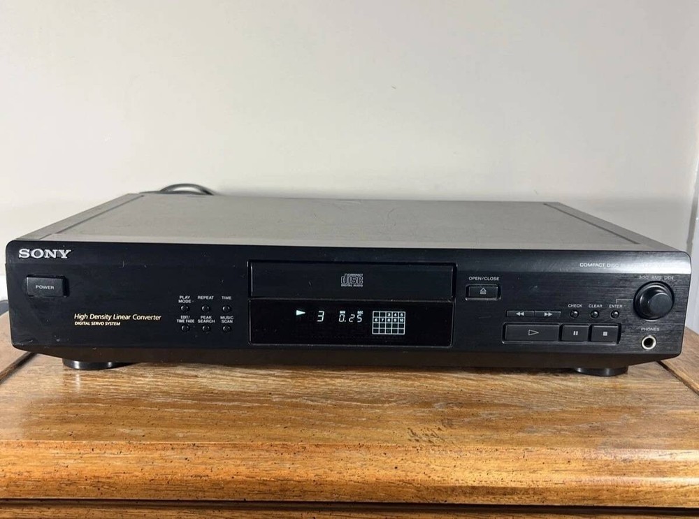Sony CDP-XE400 Linear Converter Compact Disc CD Player + Remote