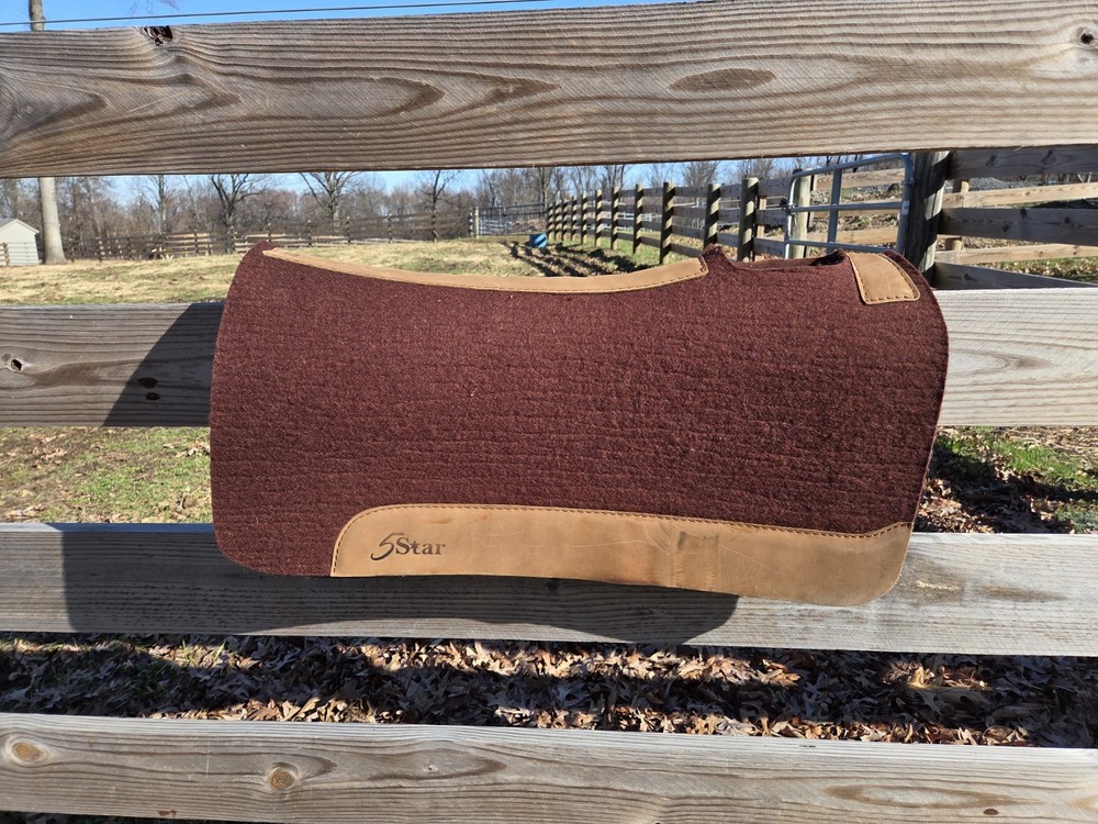 5 Star Roper Saddle Pad 7/8 Excellent Condition