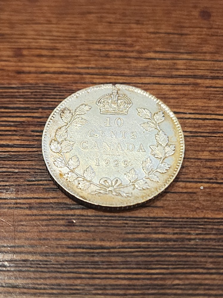 1929 Canada 10 Cents Silver Coin