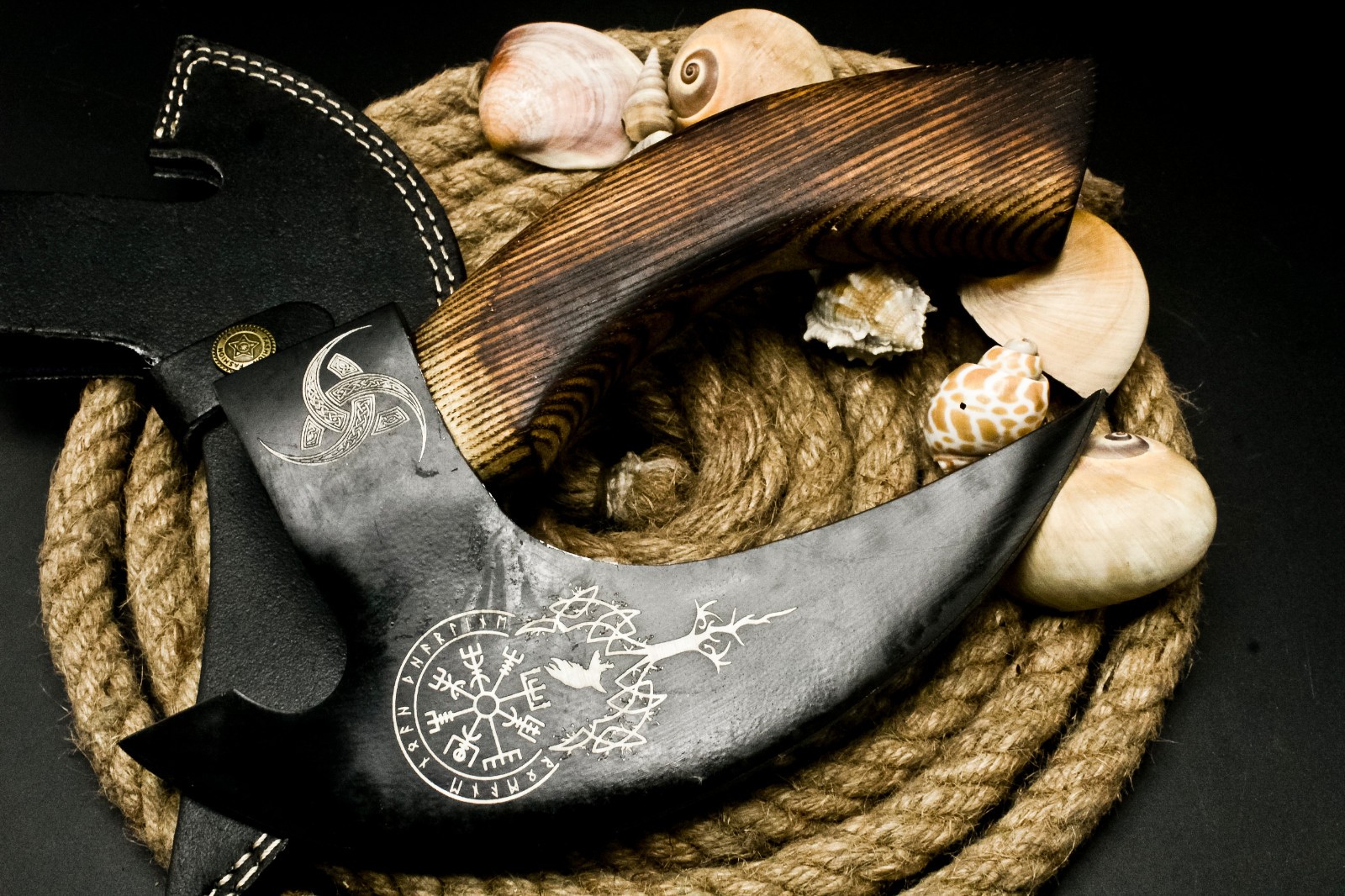 SK124 Custom Handmade Powder Coated Blade Viking Pizza Axe | Pizza Cutter Axe