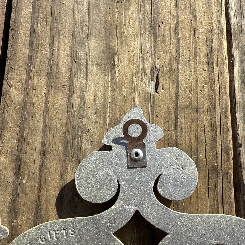 Small Decorative Cast Aluminum Pediment