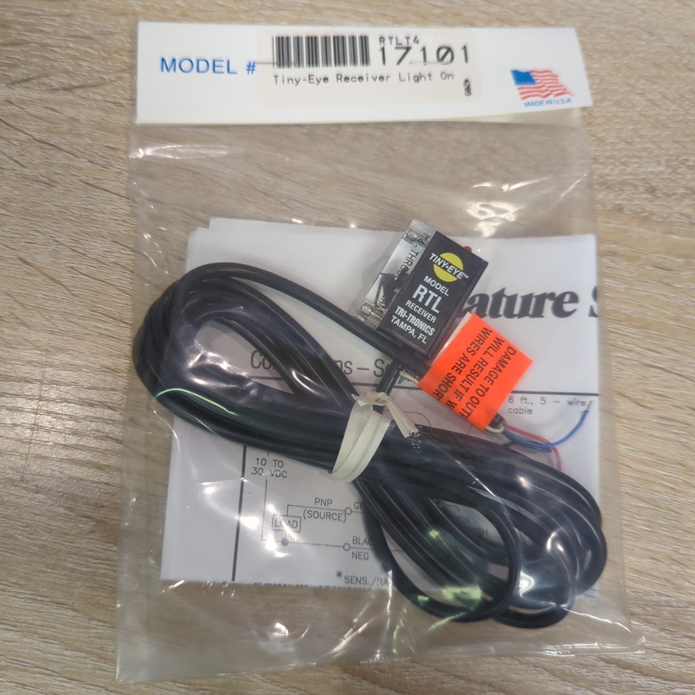 Tri-Tronics RTLT4 17101 TINY-EYE RECEIVER LIGHT ON 10-30VDC