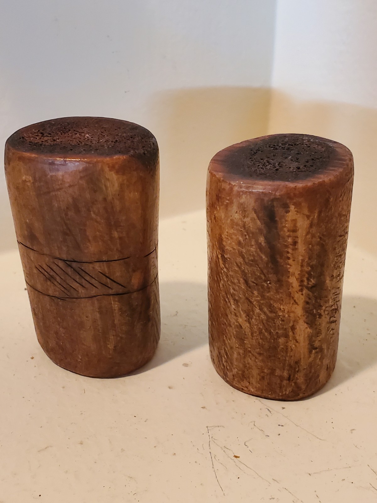 Antique OLD Native American Indian plains carved hand game or game pieces