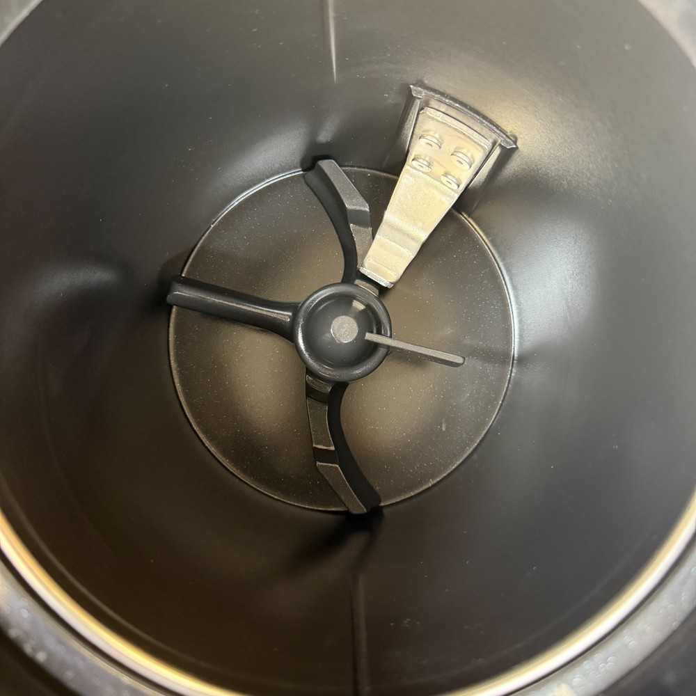 4L COMPONOVA Electric Composter for Kitchen, Countertop Compost Bin