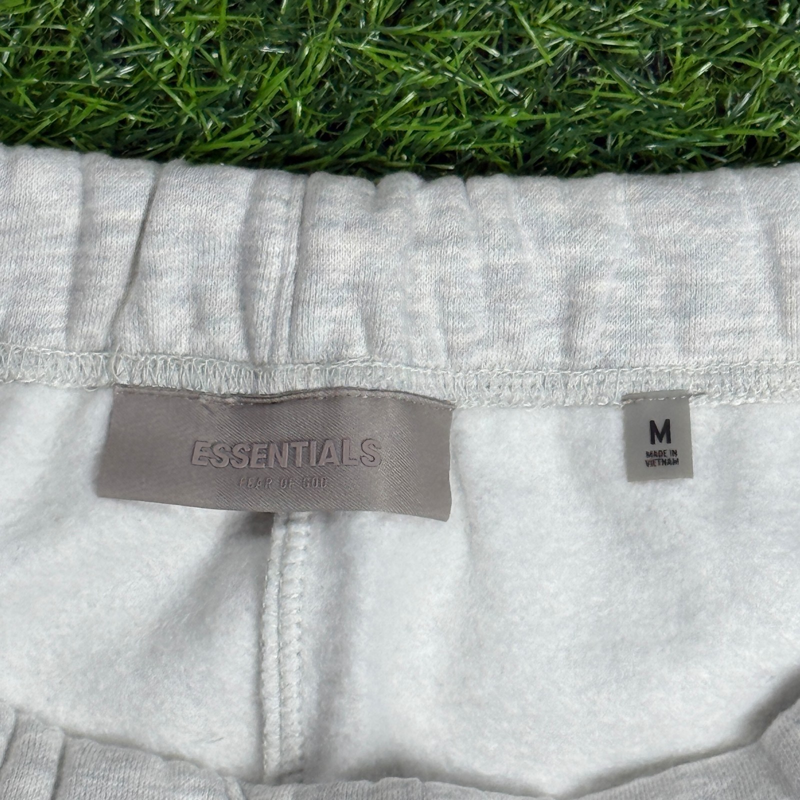 Fear of God Essentials Shorts SS22 Light Oatmeal - 100% Authentic (XS-XL)