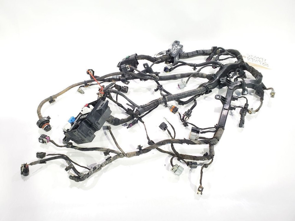 2011 Hyundai Genesis OEM 3.8L Automatic Engine Harness One Broken Wire