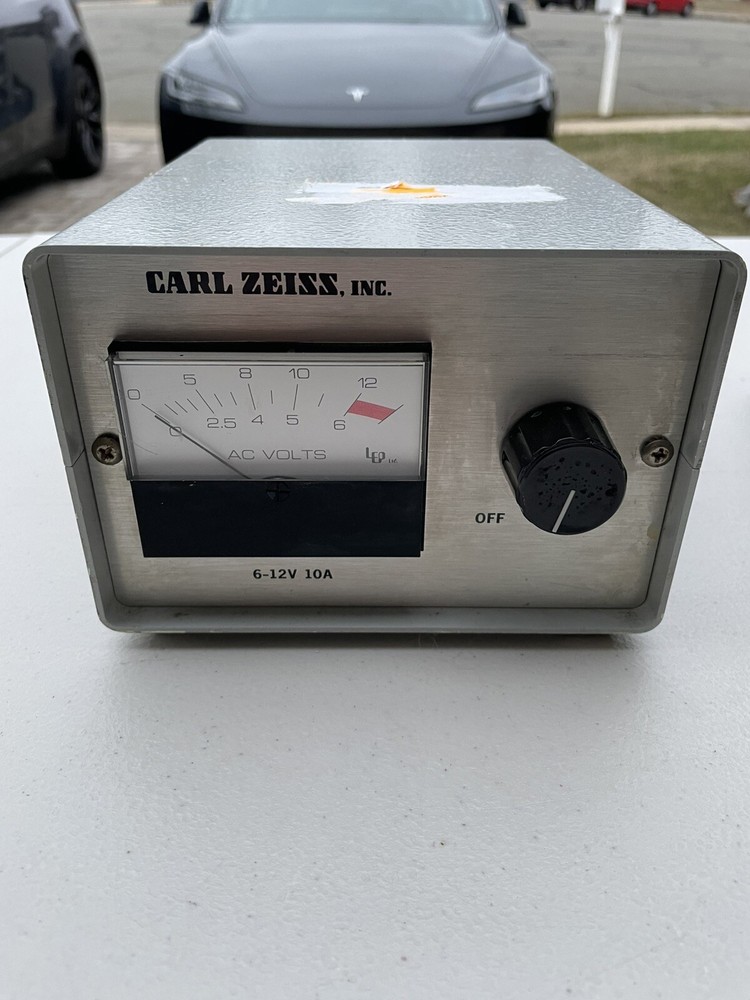 Carl Zeiss Microscope including Power Supply and Magnetic Electronic Shutter