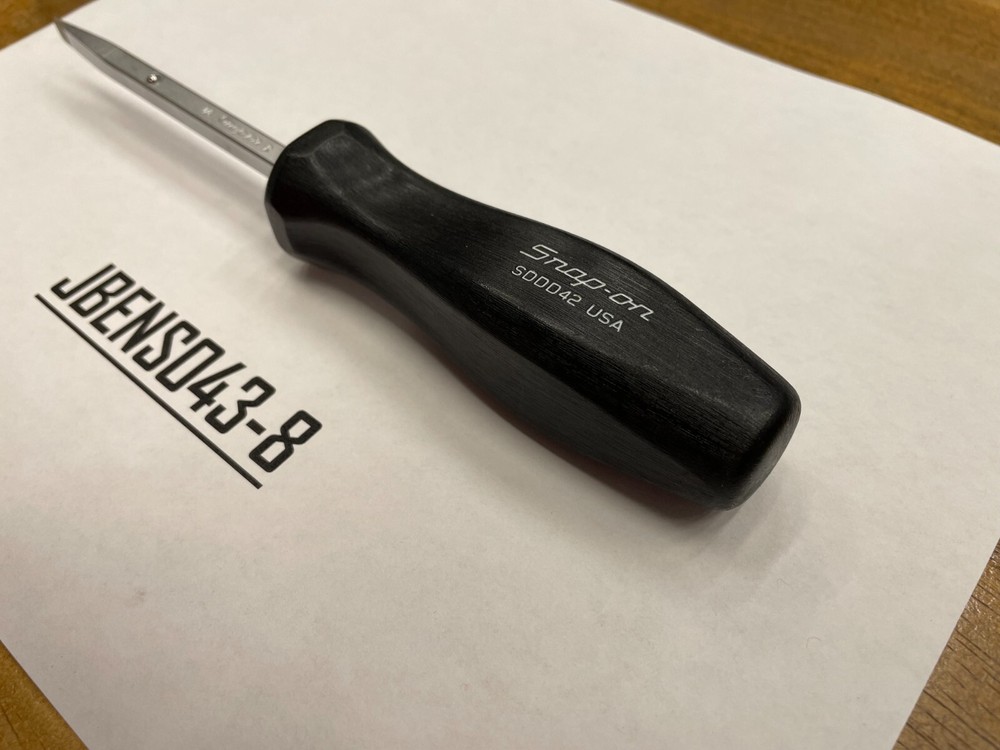 Snap-on Tools MINT RARE BLACK Hard Grip Interchangeable Blade Screwdriver SDDD42