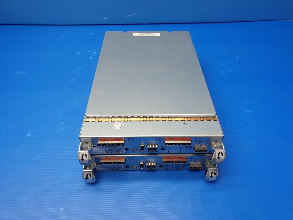 HP StorageWorks P2000 Storage Array Controller Module AW592B 582934-002 Lot of 2