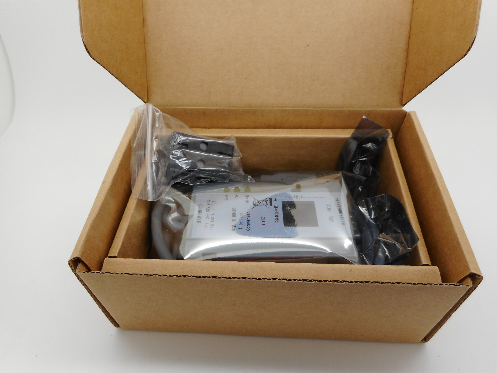 New 1747-UIC USB to DH485 Interface Converter w/1747-C13 cable