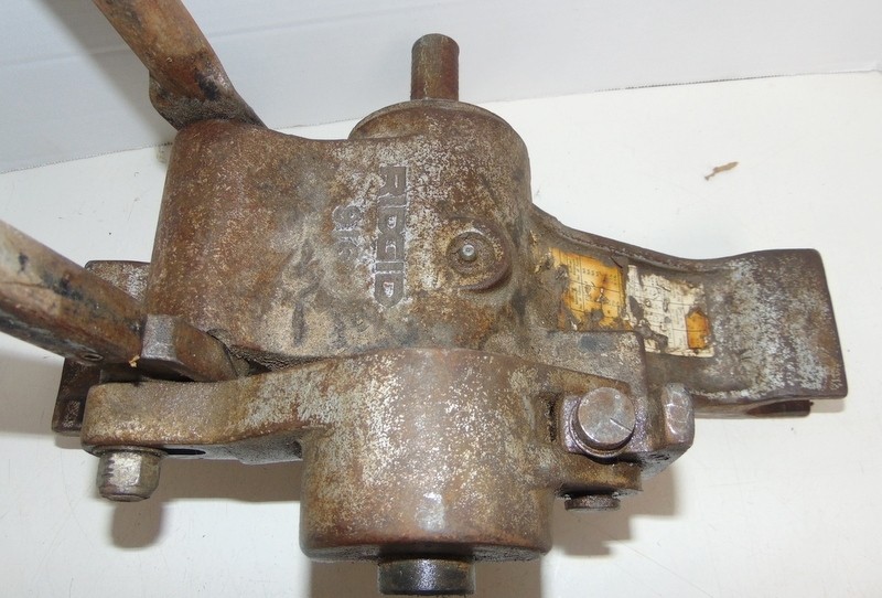 RIDGID 916 1-1/4" - 6" Roll Groover