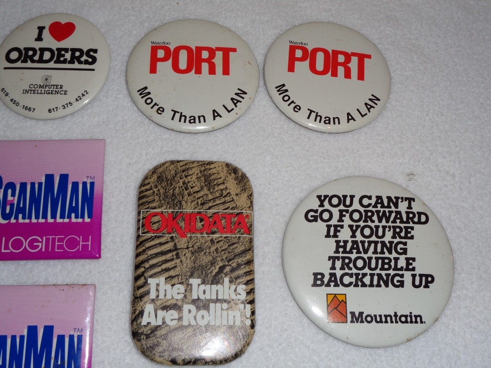 Computer Vintage Pinback Button Lot Computerworld Okidata Zenith Theos (18)