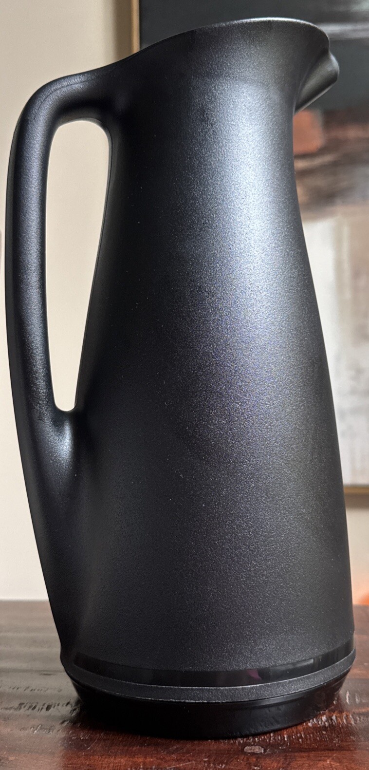 Tupperware ThermoTup black thermal pitcher carafe 1L 900mL hot or cold 12hrs New
