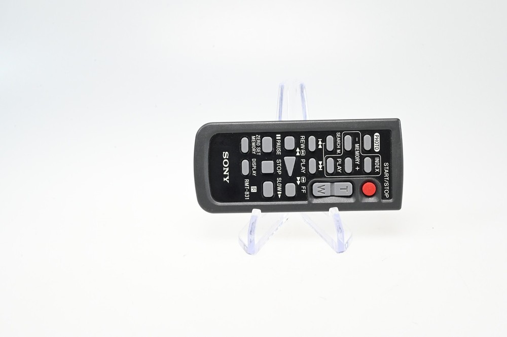 Genuine Sony RMT-831 Wireless Remote Commander Control #G673