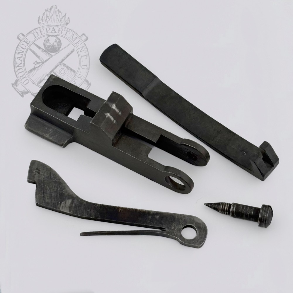 US ENFIELD M1917 / M17 - Ejector & Bolt Stop Assembly