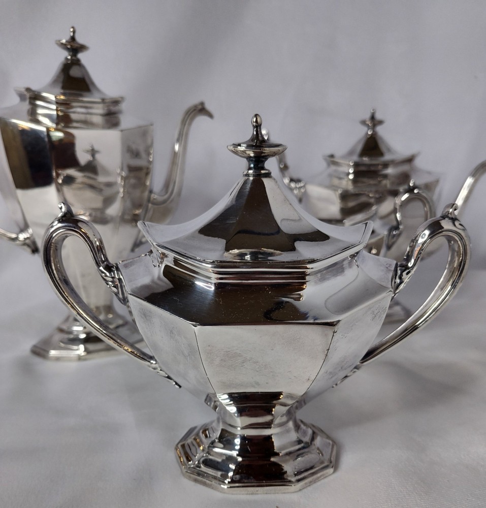 Reed & Barton 5-Piece Coffee Tea Service (Taunton, Massachusetts)
