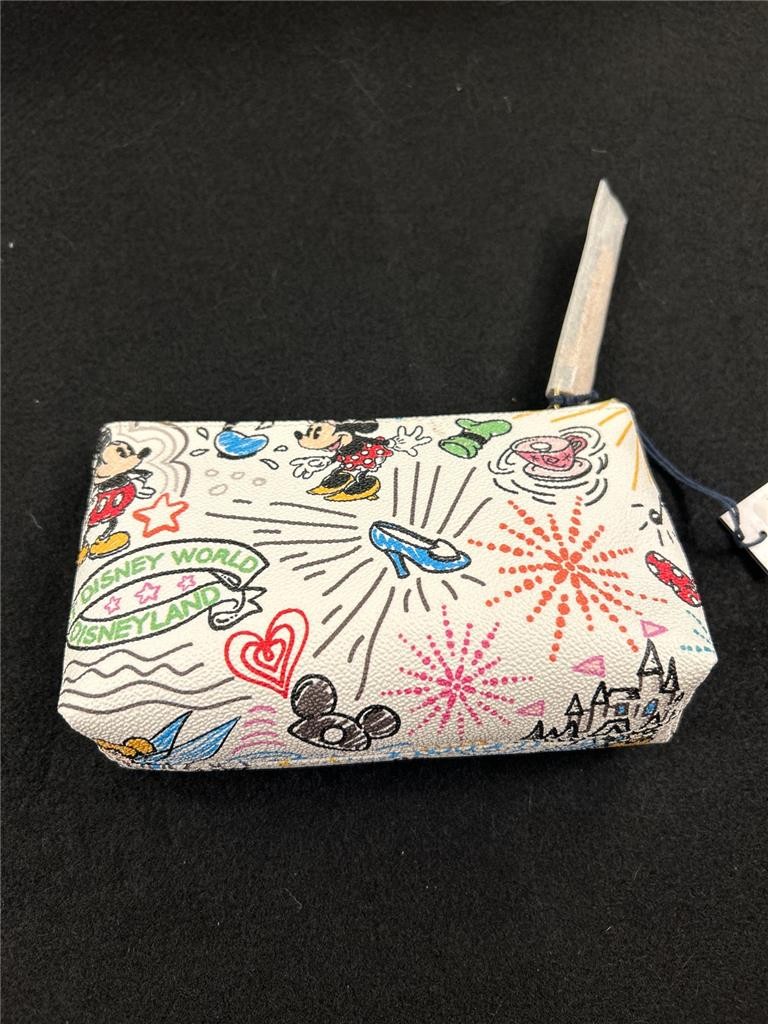 NEW NWT DISNEY PARKS Dooney & Bourke Sketch Cosmetic Case, Mickey Minnie Castle