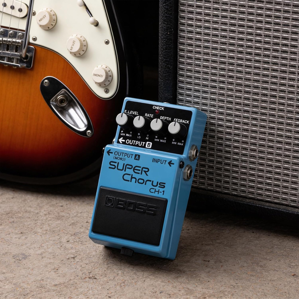CH-1 Super Chorus Bundle with Gearlux Power Supply, Instrument Cable, Patch Cabl