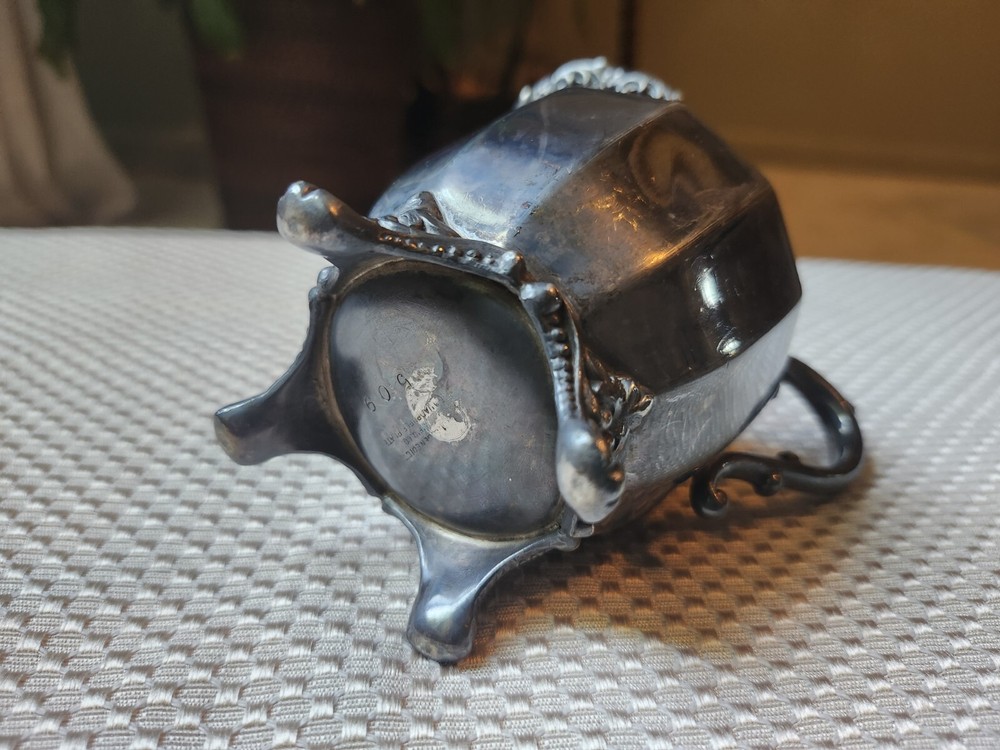 Vintage MS BENEDICT Quadruple Plate 509 Pitcher 4 5/8"