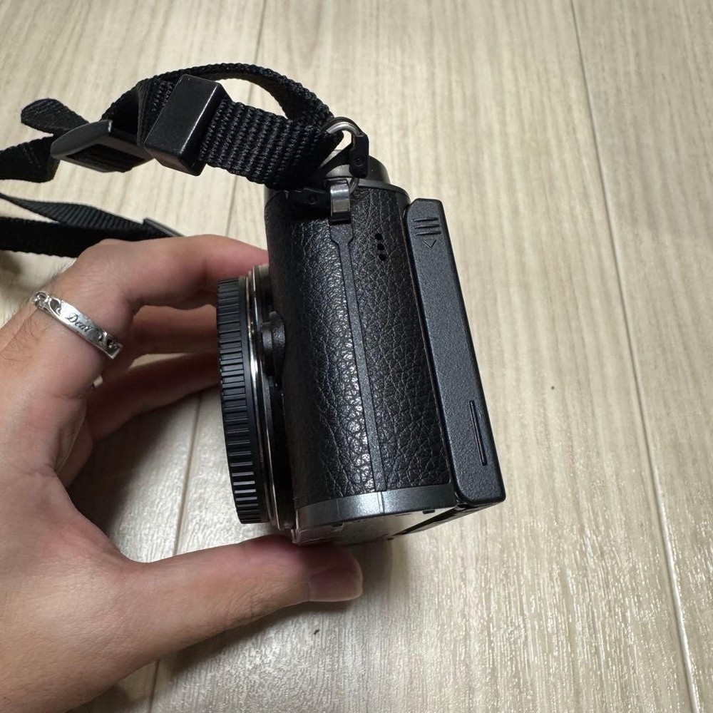 OLYMPUS PEN E-PL10 Mirrorless Camera Black Tested Used