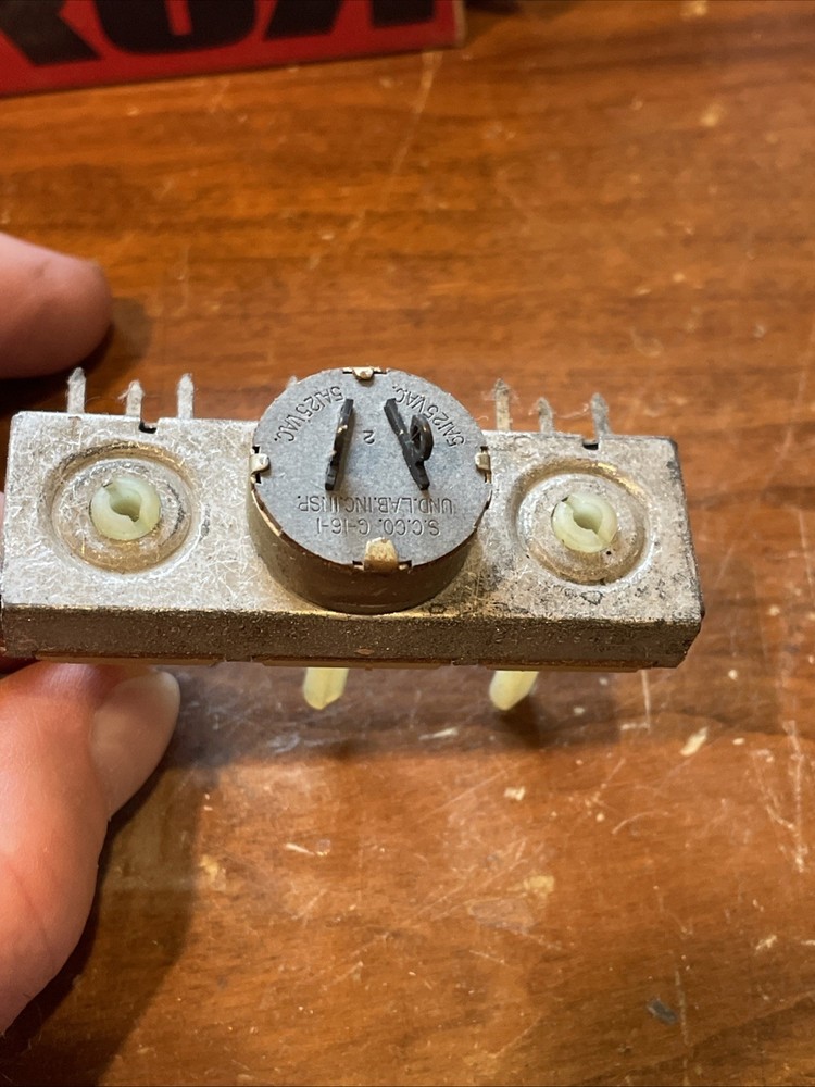 New Old Stock RCA Variable Resistor 3 Section Part # 130622