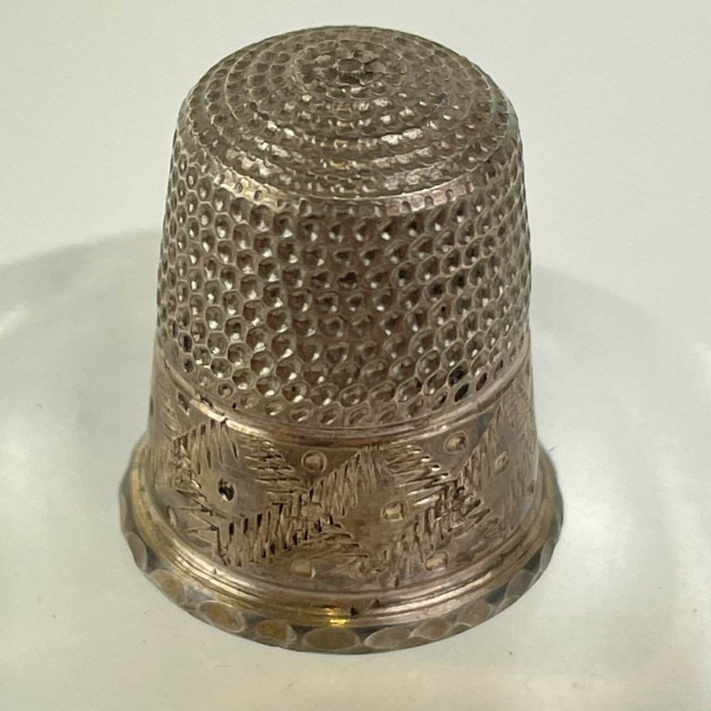Vintage Solid Silver Thimble James Swann & Son 1972 2.2cm 4.9g