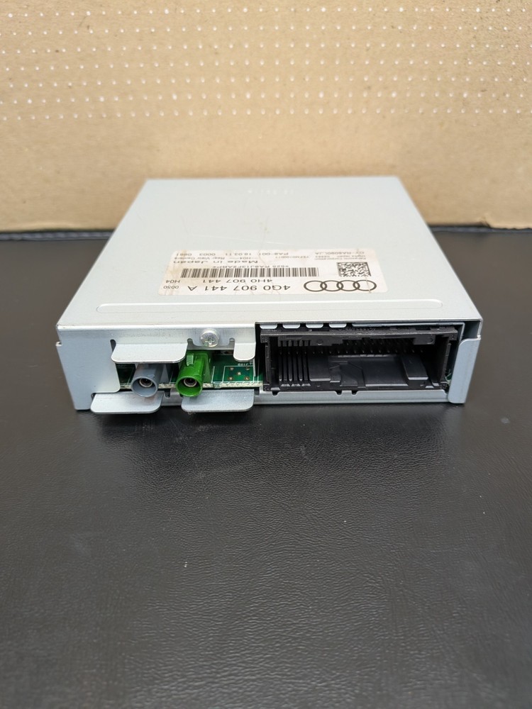 2012 AUDI A6 - REAR VIEW / Reverse Camera Control Module 4G0907441A