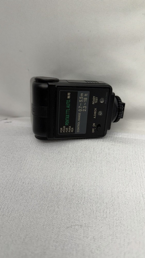 Pentax AF180FG P-TTL Auto Flash Camera Accessory with Case