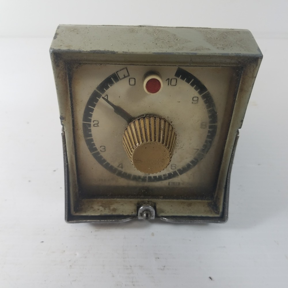 Eagle Signal HP515A6 4L69 Timer 0-10 Seconds