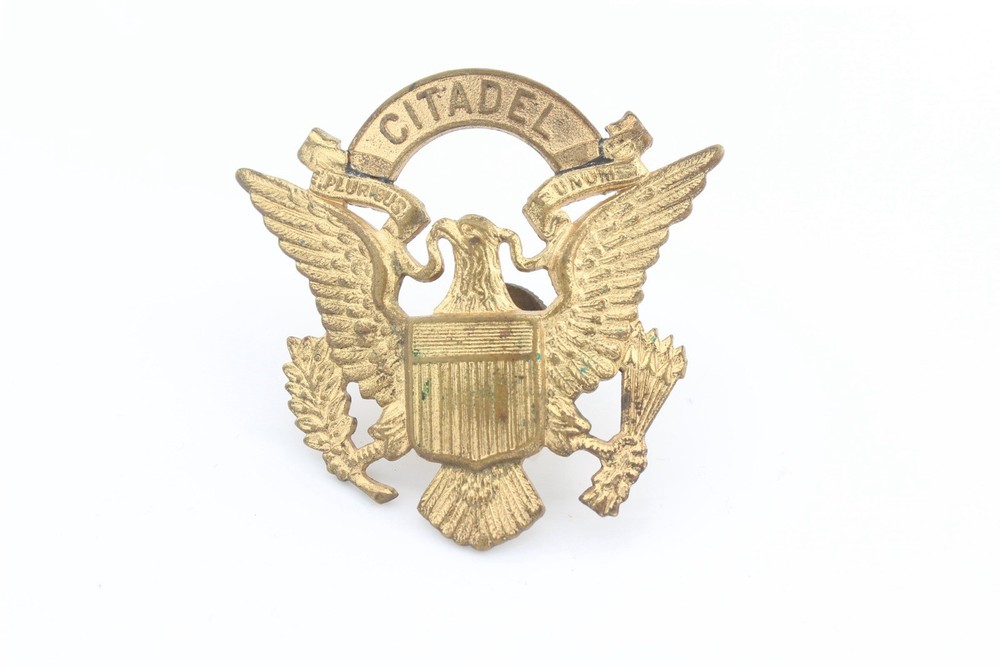 Vtg WW2 Era Citadel Cap Badge