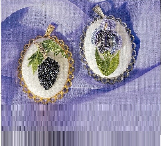 IRIS & GRAPES BRAZILIAN EMBROIDERY  PATTERN  ONLY  PY - VYR