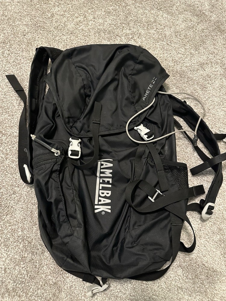 ARETE 22 Camelbak Lightweight Hiking Backpack Hydration Compatible No Bladder