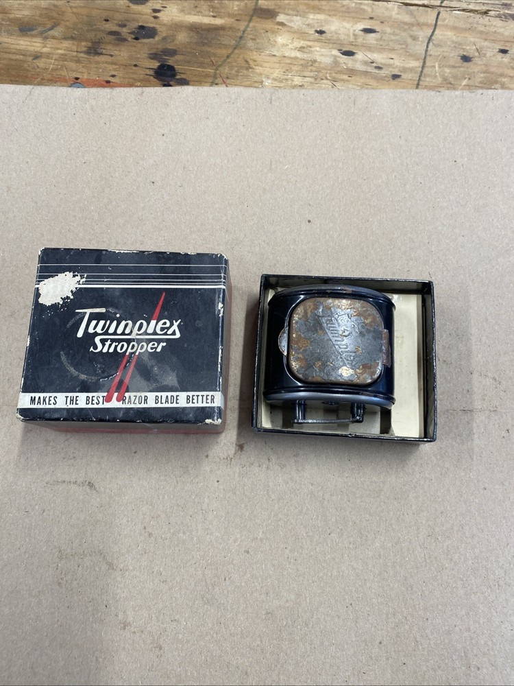 Vintage Twinplex Stropper, Razor blade sharpener, In Original Box