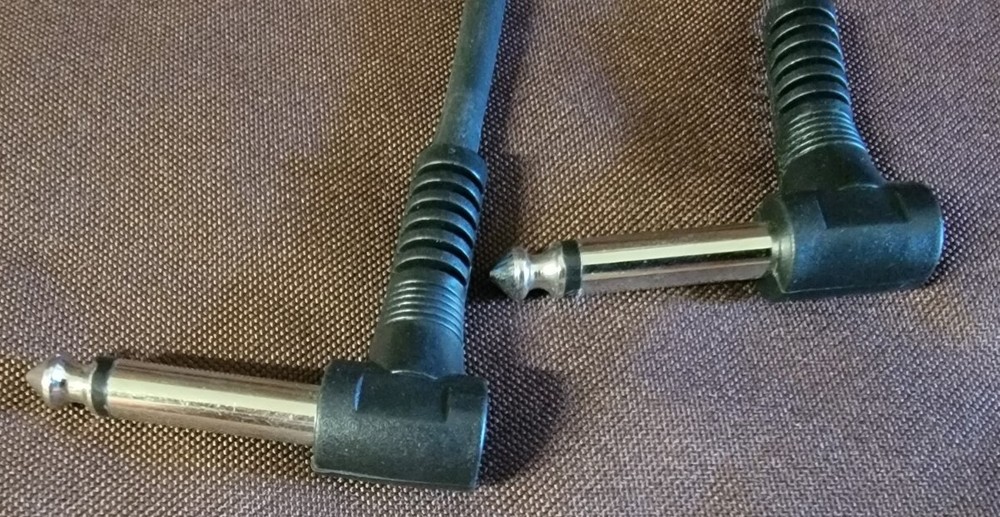 2 TS 1/4 To 1/4 Patch Cables 2 Ft Mono Right Angle To Right Angle
