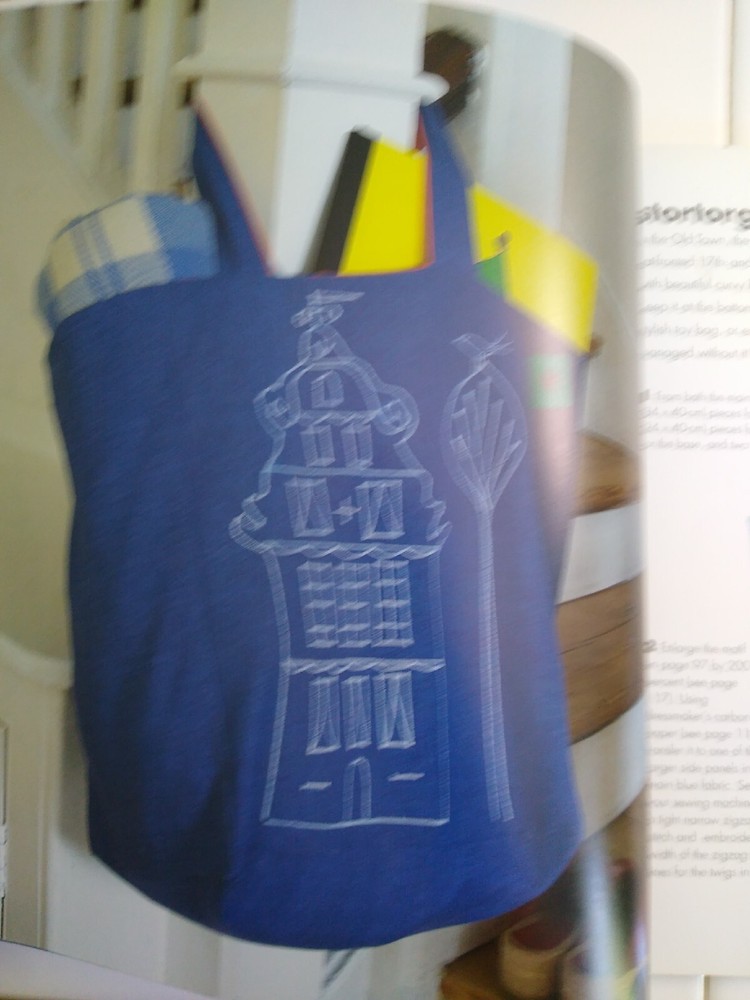 Scandinavian Needlecraft: 35 step-by-step projects by Youngs, Clare