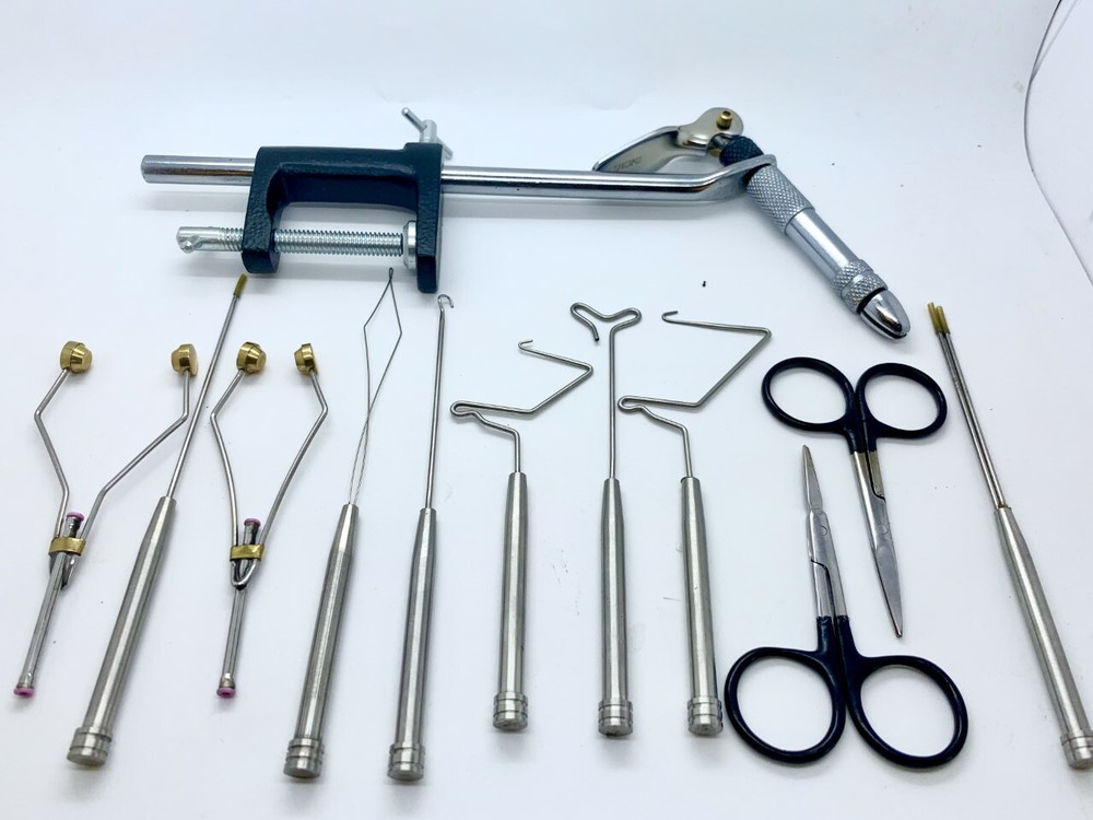 Cronos HQ Fly Tying Kit, AA Vice, Thread, Tinsel, Floss, Whip, Bobbin, Scissors