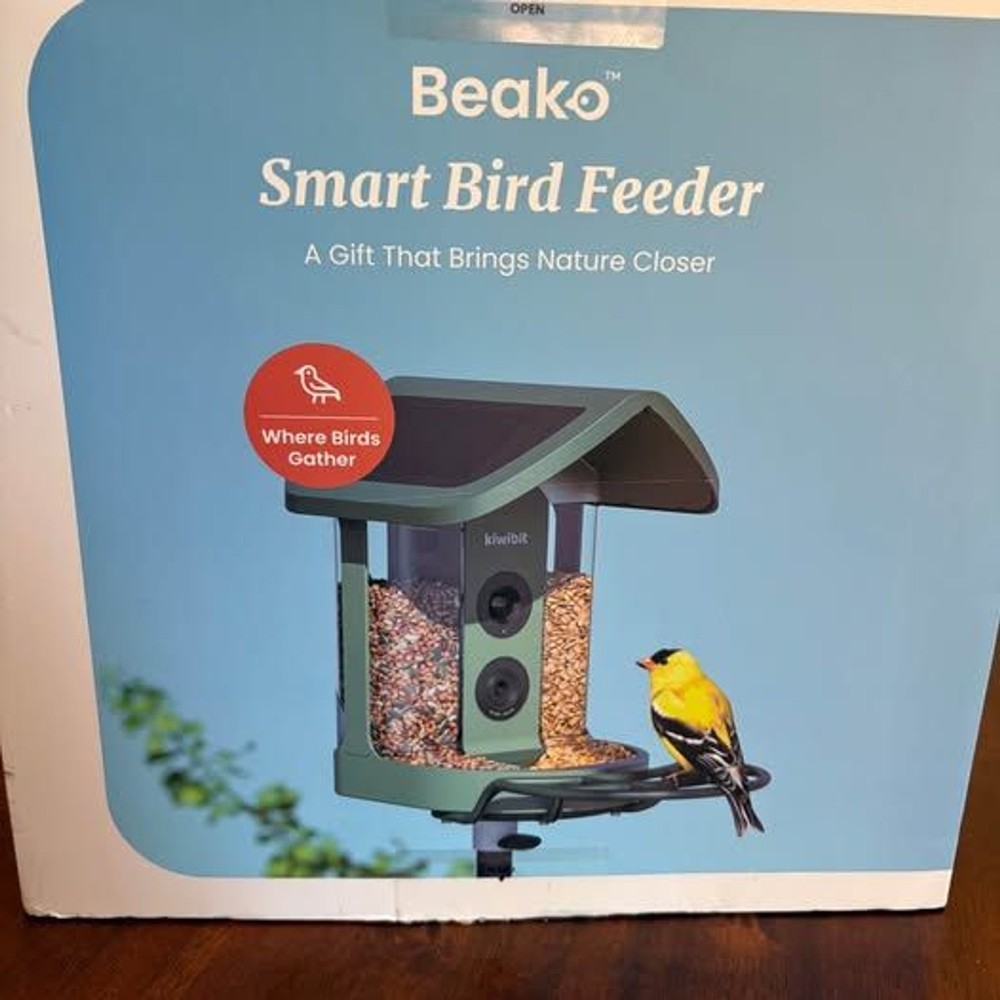 Kiwibit Solar Smart Bird Feeder with Camera