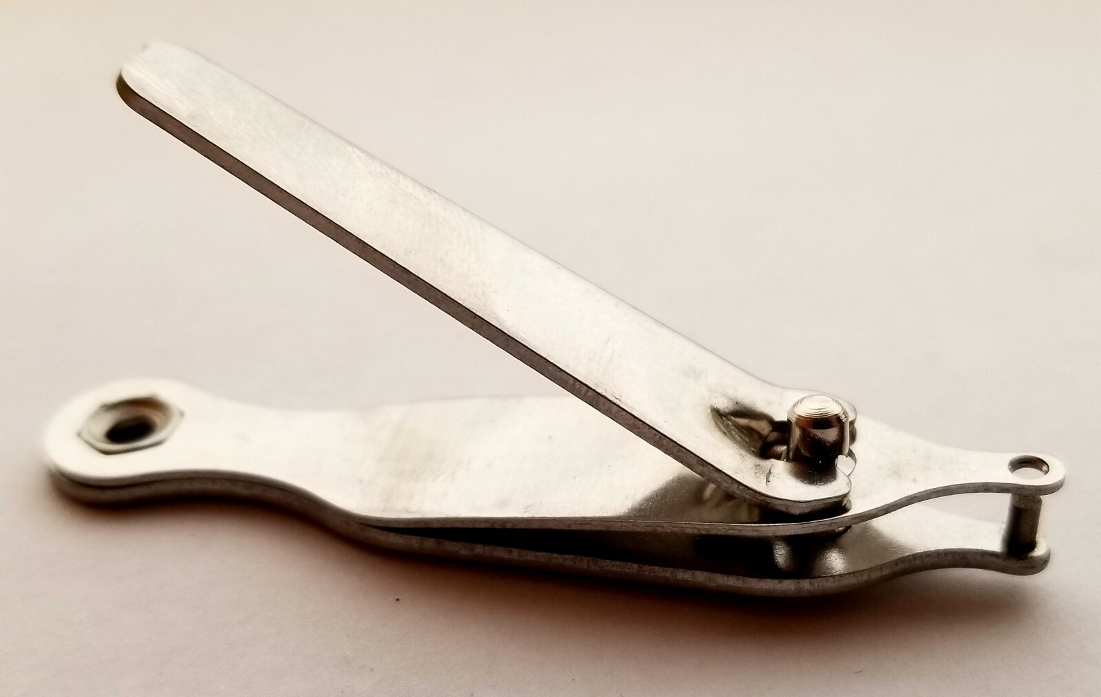 Compound Chick Toe Punch (1pc) for Chickens Ducks Poultry Bird Day Old Chick