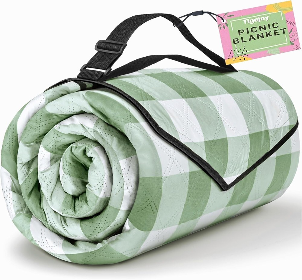 TigeJoy Extra Large Picnic Blanket 6'8" x (Rectangular), Green