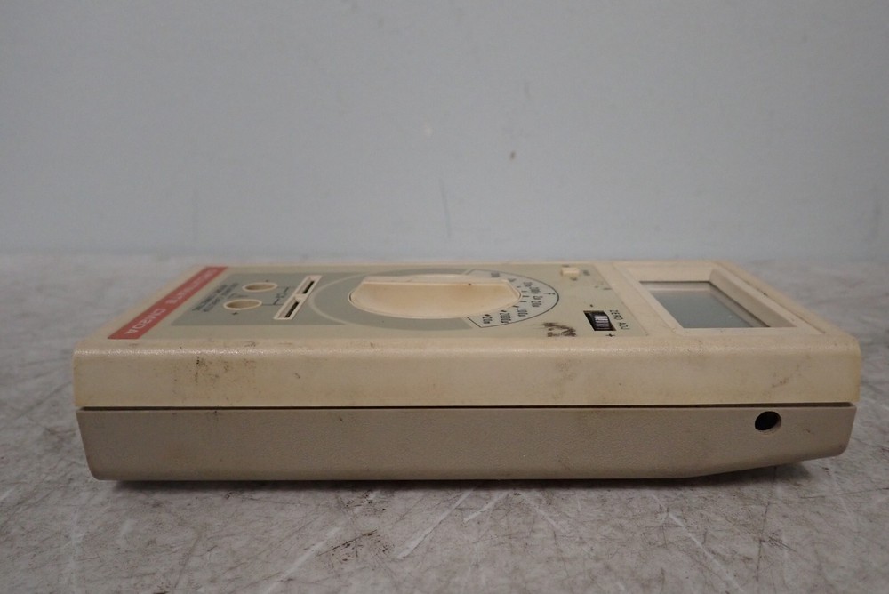 Beckman Circuitmate Model CM20A Digital Capacitance Meter with Manual