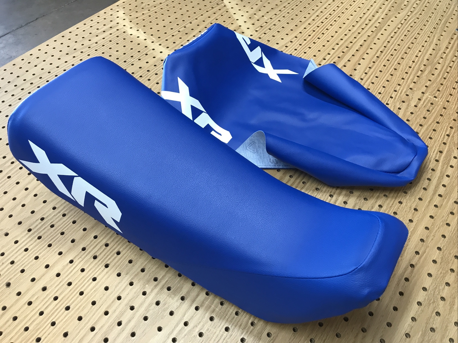 HONDA XR80R XR100R SEAT COVER "blue" 1985 MODEL (H*-177)