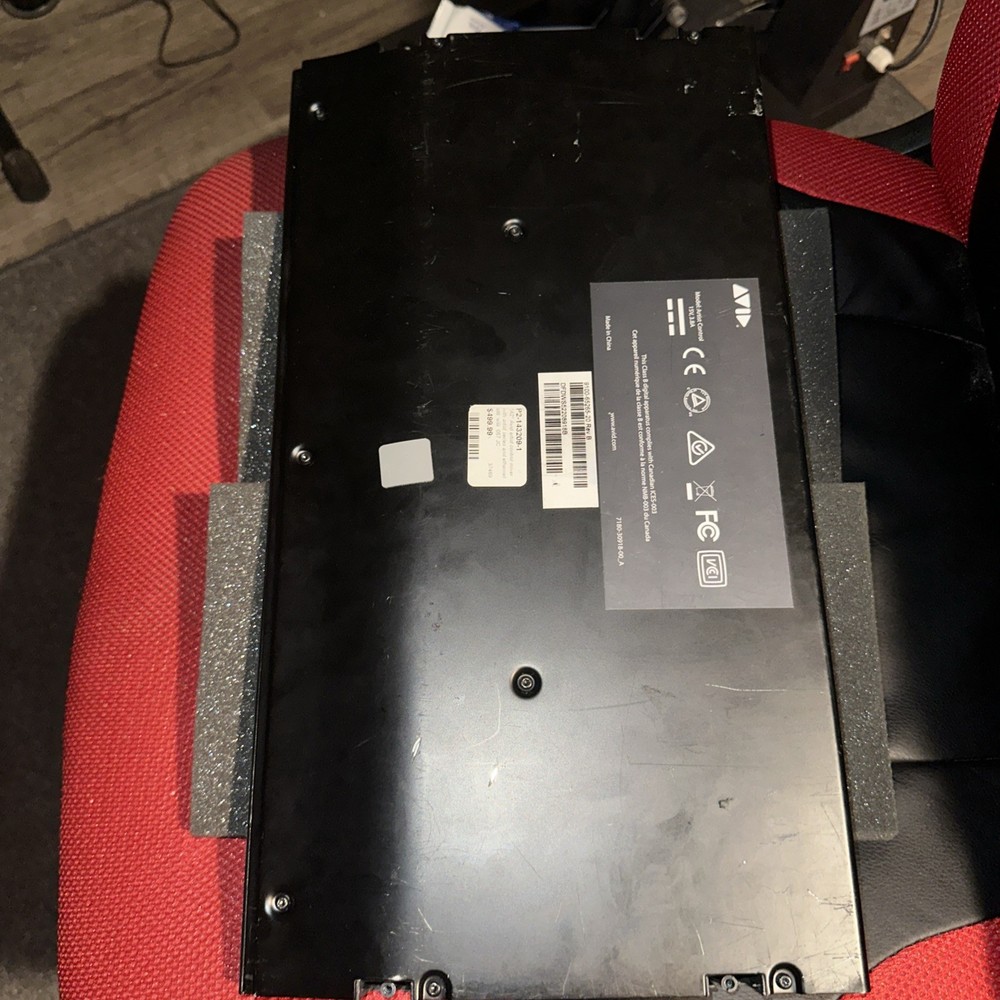 Avid Artist Control EUCON DAW Controller Touchscreen – Logic Pro / Pro Tools