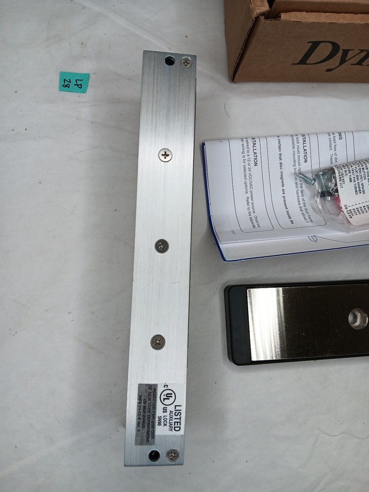 DynaLock 2011-US28 Surface Mount Electromagnetic Lock 12/24V