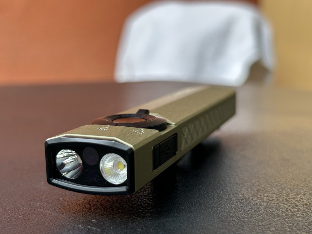 Olight ArkPro Ultra Flat Unibody LED Flashlight Multi-Light Sources Olive Green