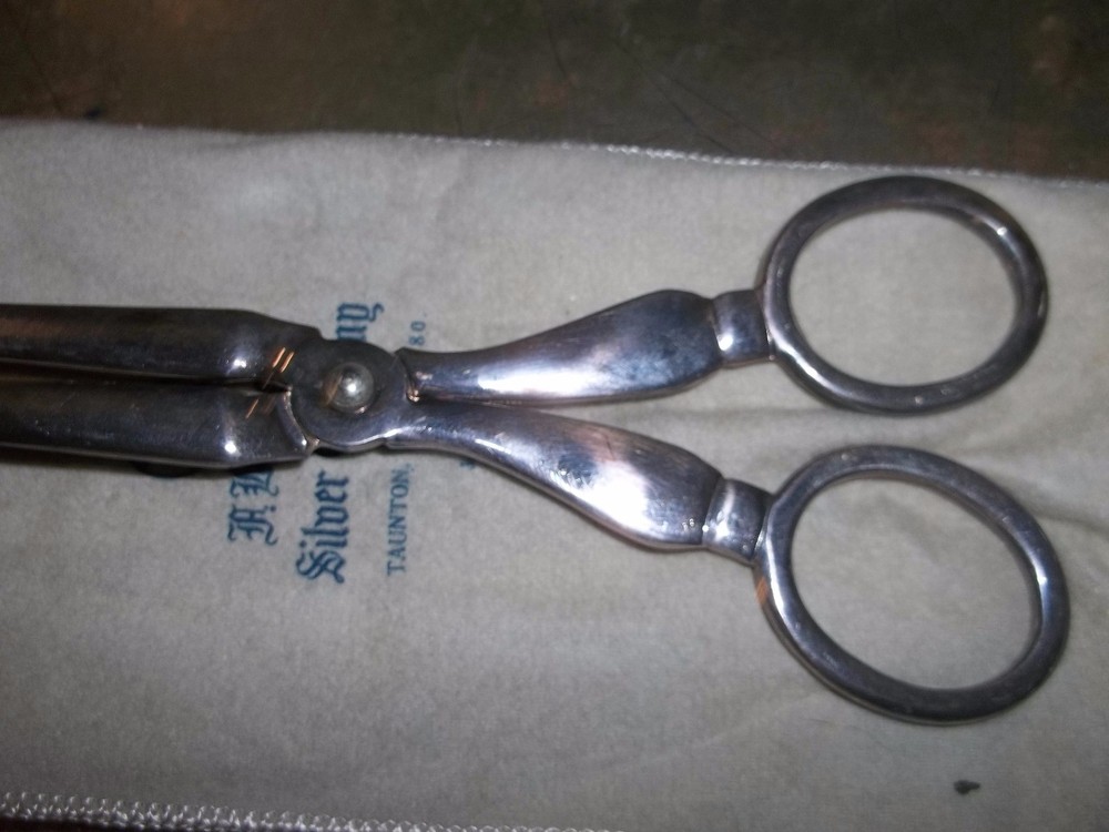 A.B. ROGERS SILVER COMPANY SALAD TONGS VINTAGE WITH BRUSHED STORE BAG (112-2)