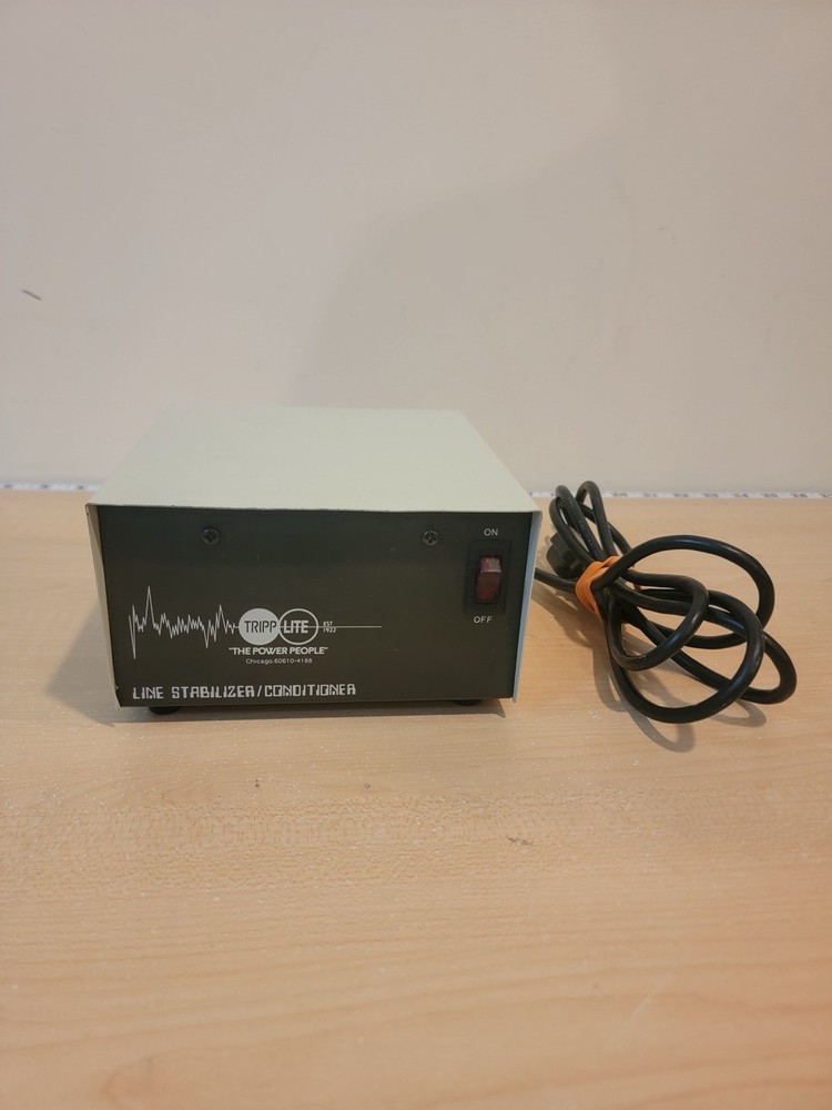 Tripp Lite, Line Stabilizer / Conditioner, Low Voltage Regulator, Model: LS-600b